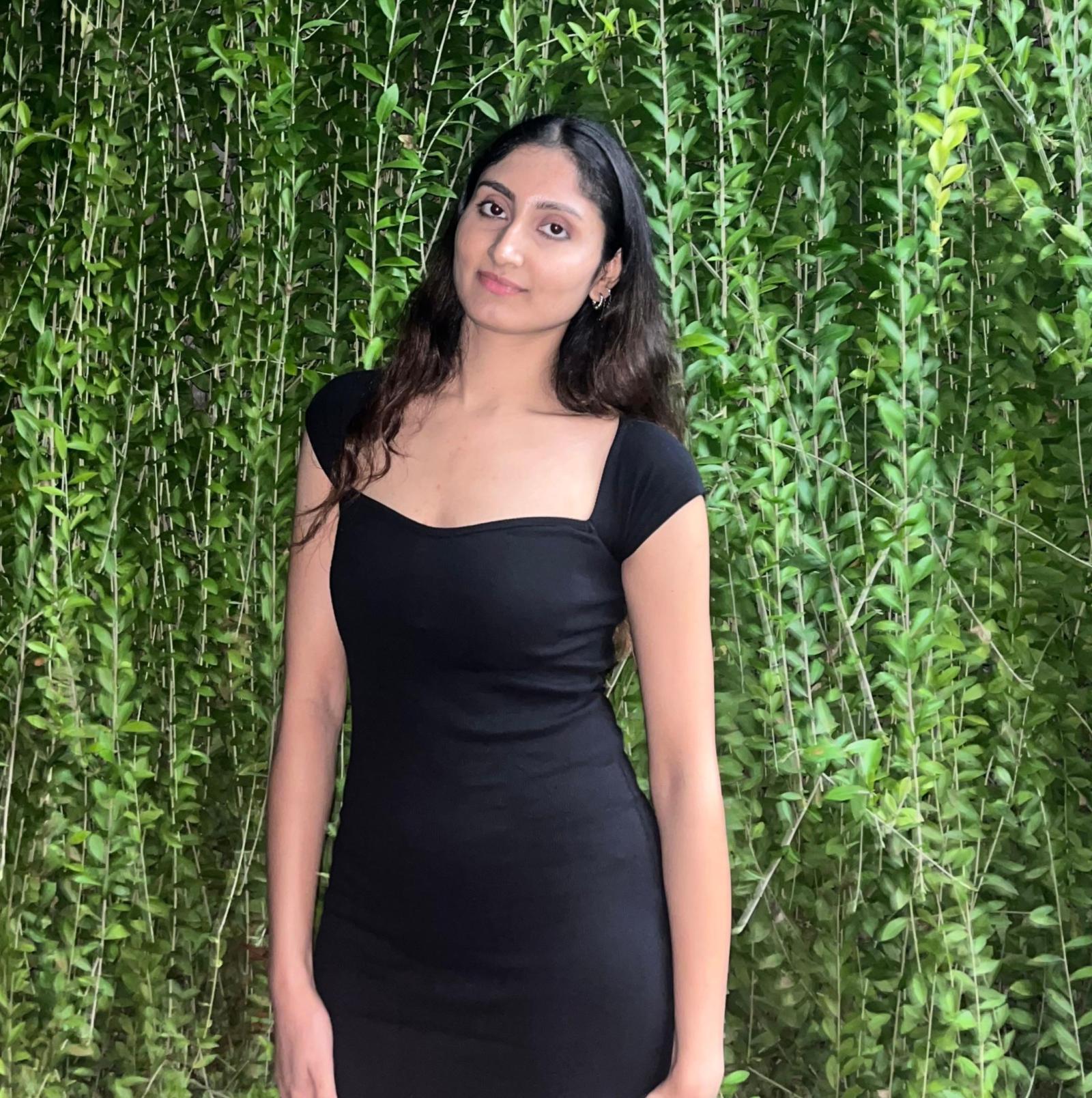 Chetna Headshot