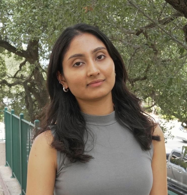 Chetna headshot